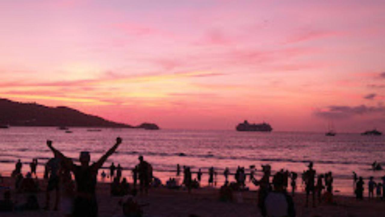 The Chilli By Golden Ray Hotel Patong Luaran gambar
