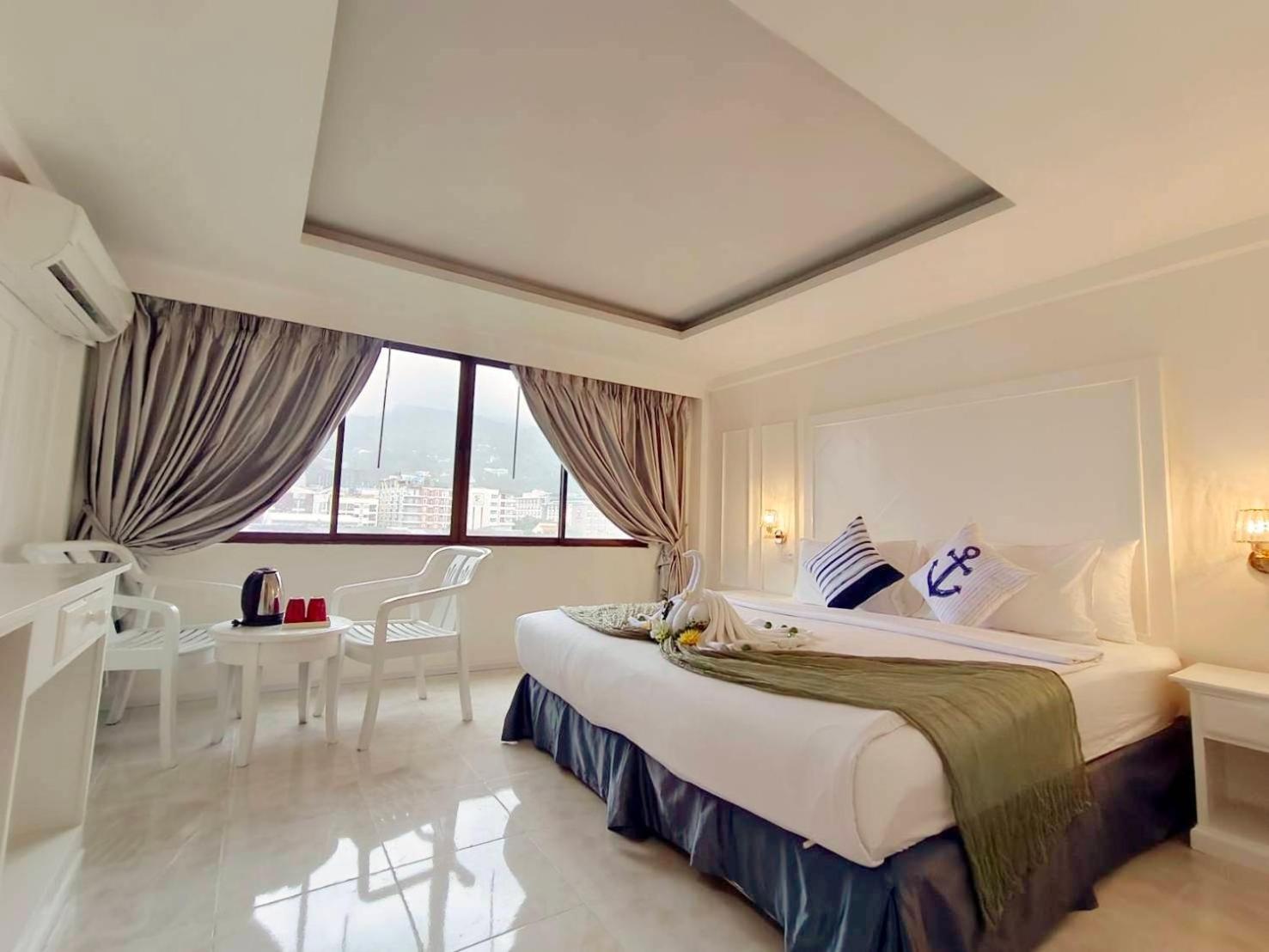The Chilli By Golden Ray Hotel Patong Luaran gambar